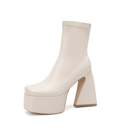 Graceful Orthopedic Boots for Modern Look