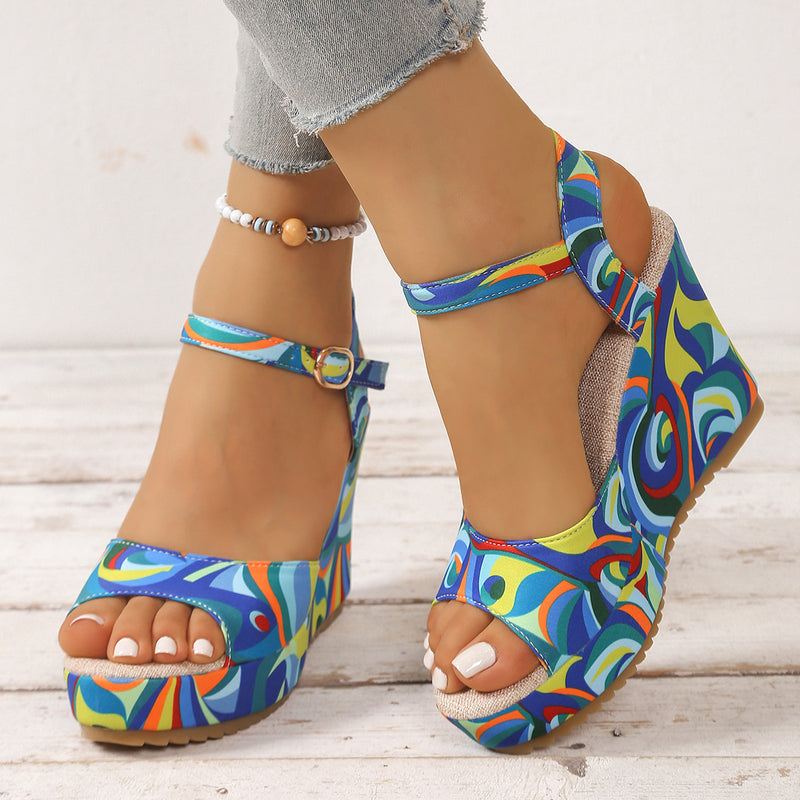 Chic Orthopedic Sandals with Unique Design