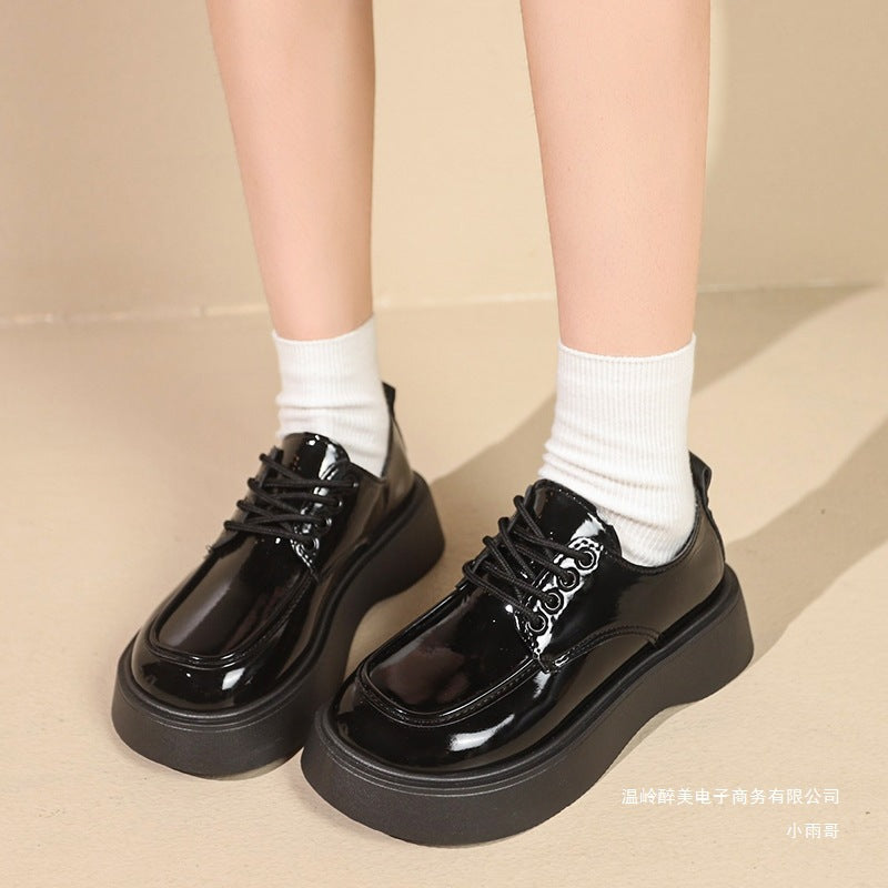 Comfortable Orthopedic Trainers for Daily Wear