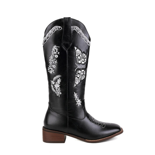 Chic Orthopedic Boots with Unique Design