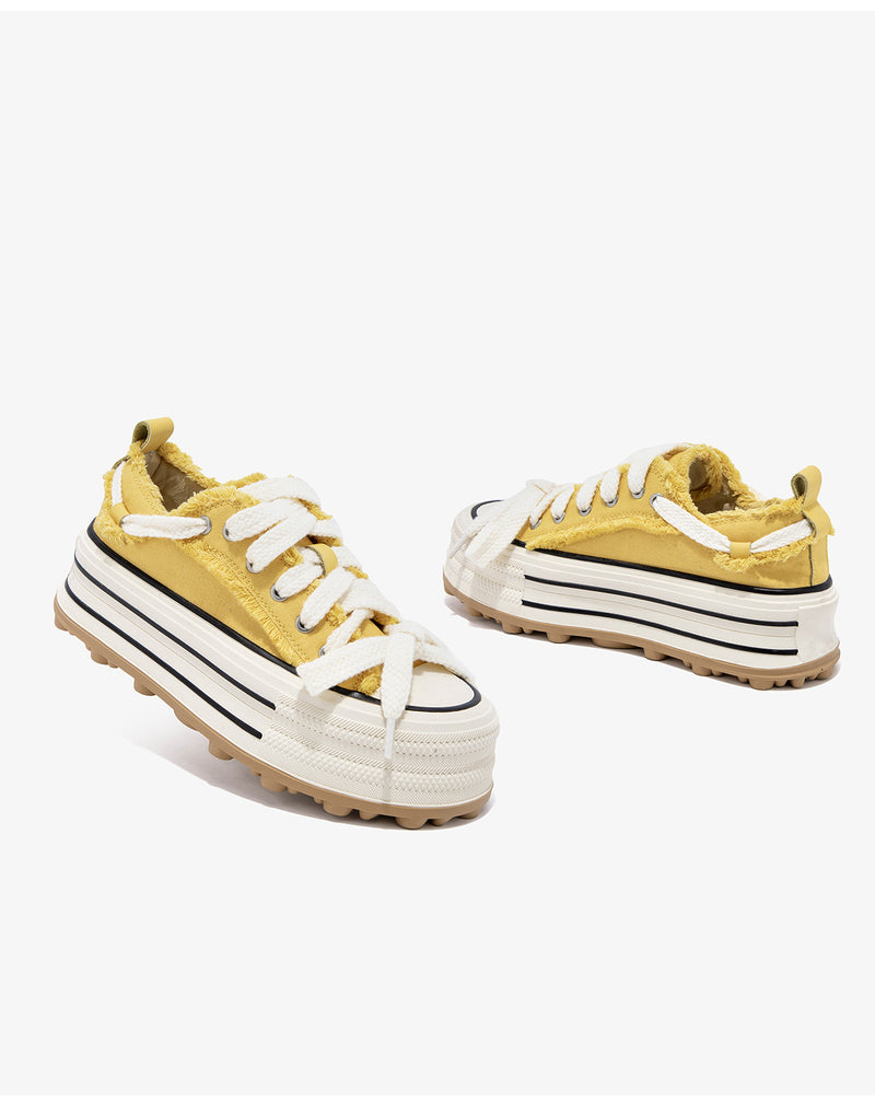 Graceful Orthopedic Shoes for Modern Look
