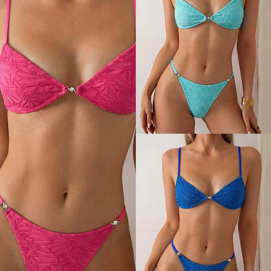 Beautifully Finished Bikini in a Timeless Design