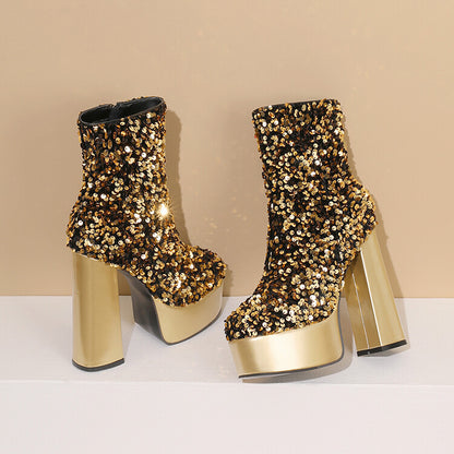 Graceful Orthopedic Boots for Modern Look