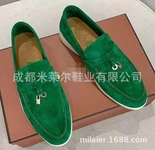 Chic Orthopedic Shoes with Unique Design