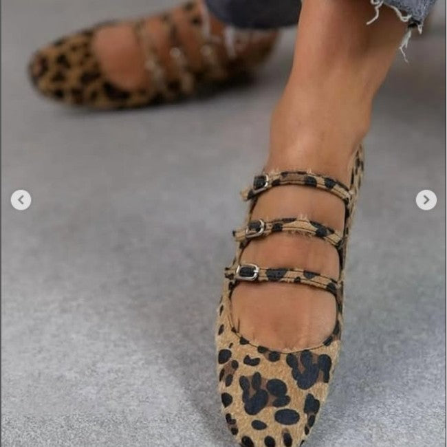Graceful Orthopedic Shoes for Modern Look
