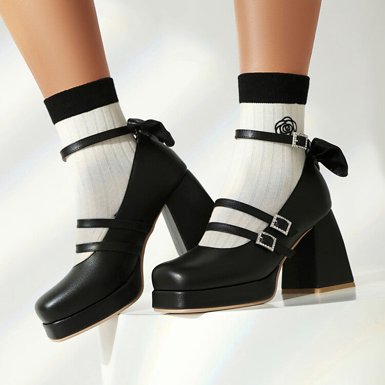 Chic Orthopedic Shoes with Unique Design