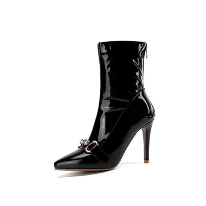 Graceful Orthopedic Boots for Modern Look
