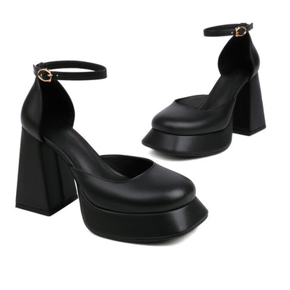 Chic Orthopedic Sandals with Unique Design