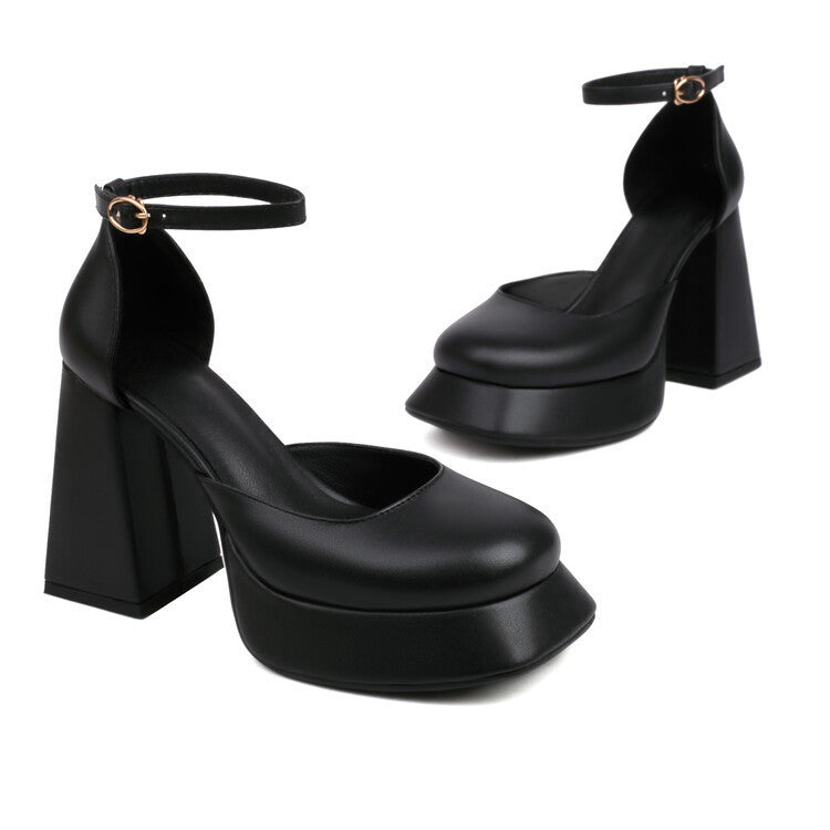 Chic Orthopedic Sandals with Unique Design