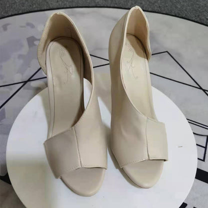 Graceful Orthopedic Sandals for Modern Look