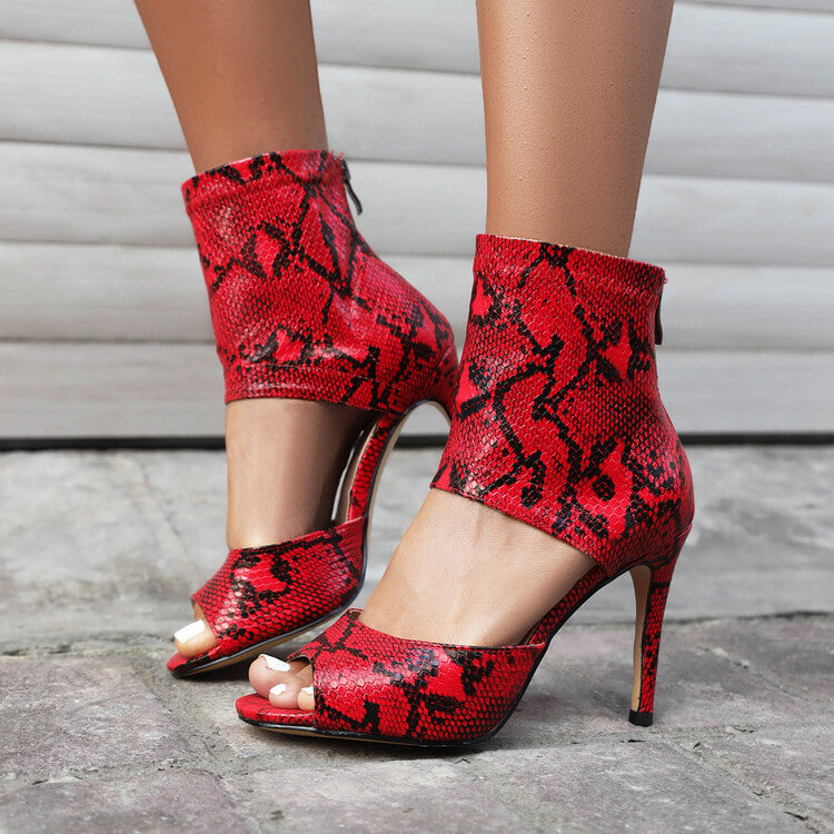 Chic Orthopedic Sandals with Unique Design