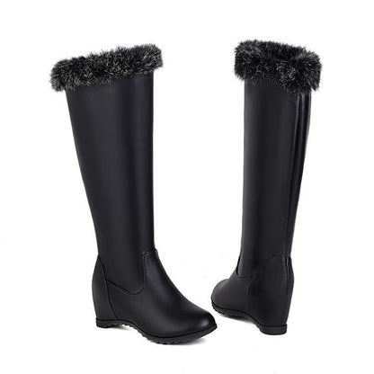 Graceful Orthopedic Boots for Modern Look