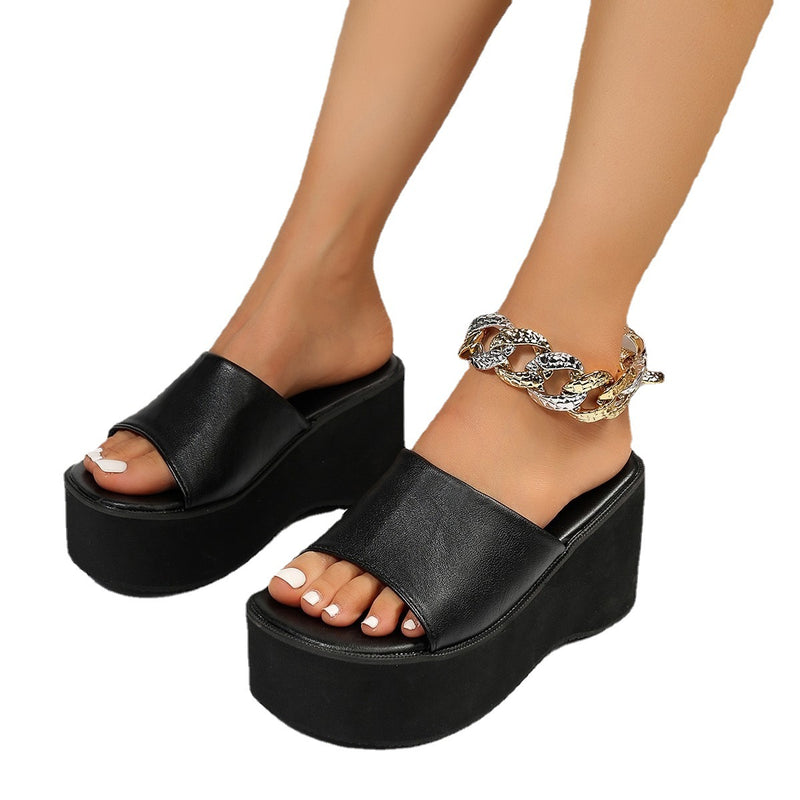 Graceful Orthopedic Sandals for Modern Look