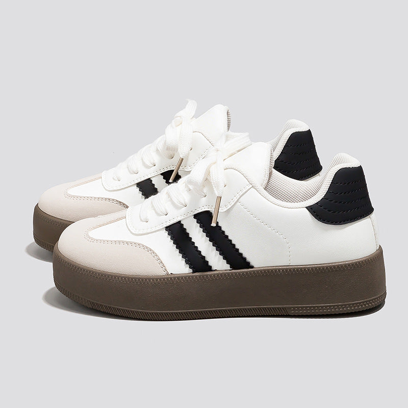 Classic Orthopedic Trainers with Timeless Style