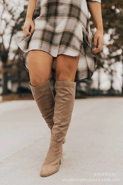 Graceful Orthopedic Boots for Modern Look