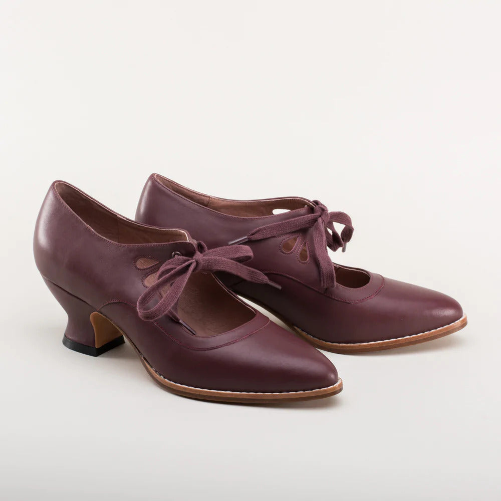 Chic Orthopedic Shoes with Unique Design