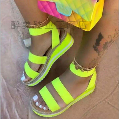 Chic Orthopedic Sandals with Unique Design