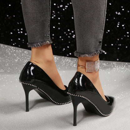Graceful Orthopedic Heels for Modern Look