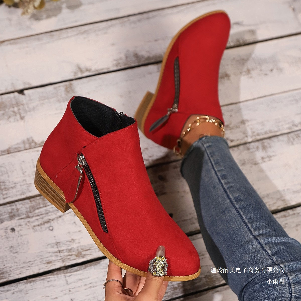 Graceful Orthopedic Shoes for Modern Look