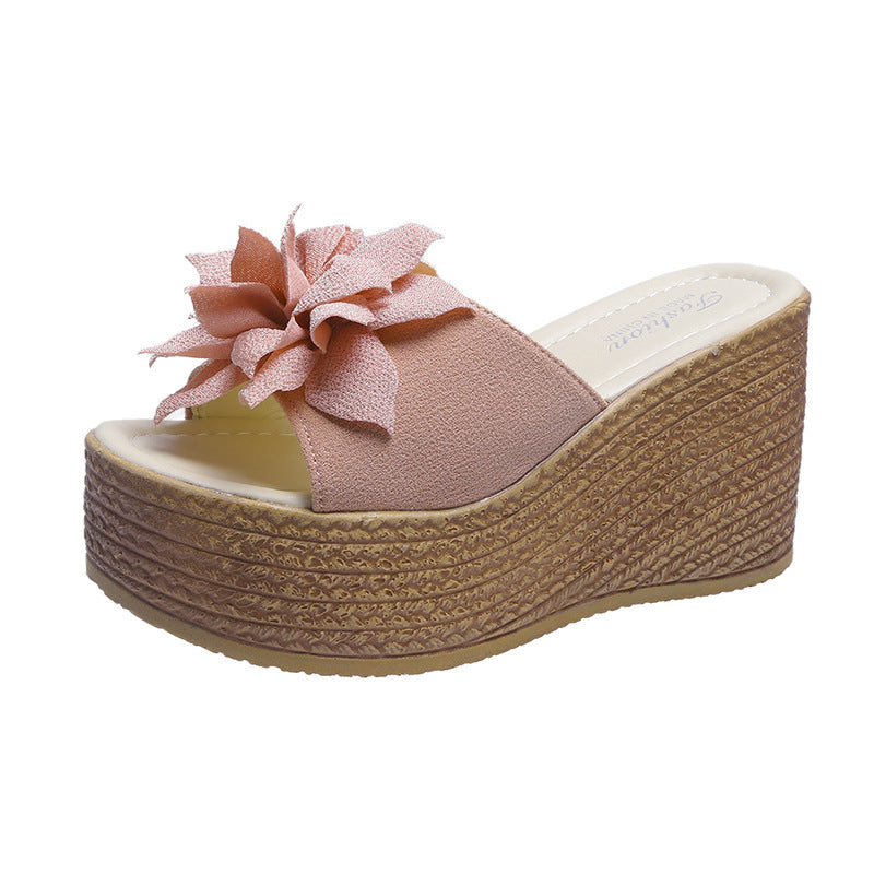 Graceful Orthopedic Sandals for Modern Look