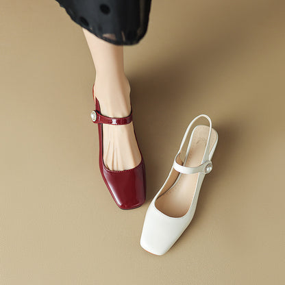 Chic Orthopedic Sandals with Unique Design