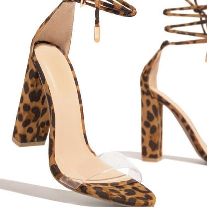Chic Orthopedic Sandals with Unique Design
