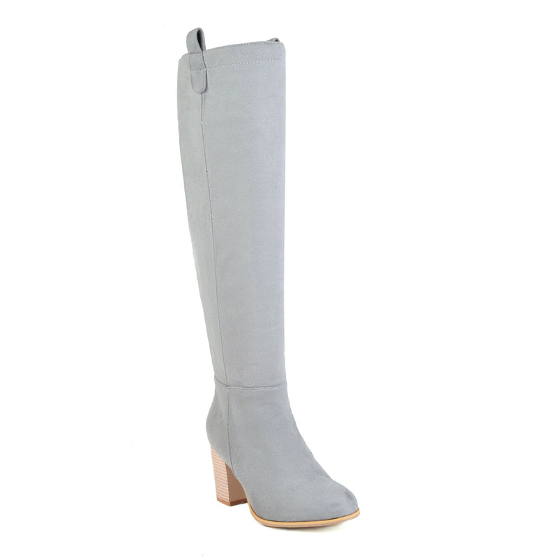 Graceful Orthopedic Boots for Modern Look