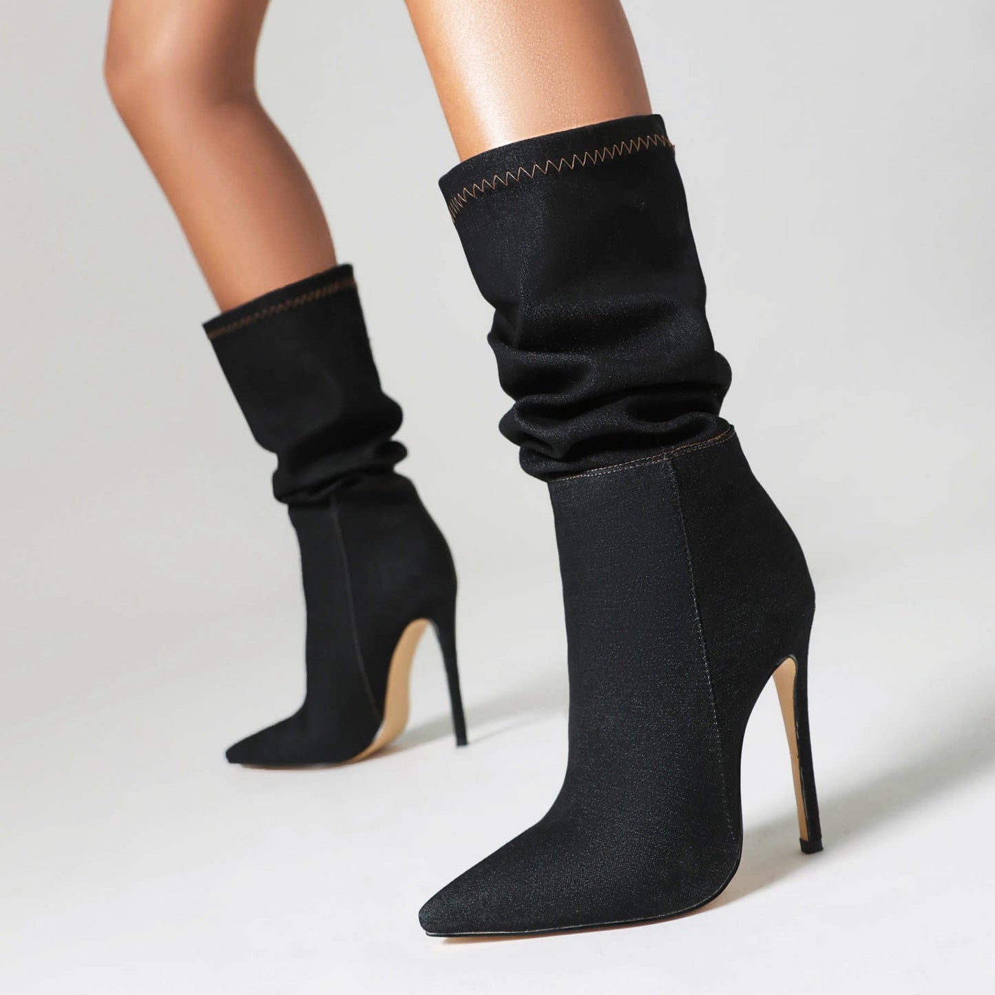 Graceful Orthopedic Boots for Modern Look