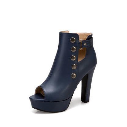 Classic Orthopedic Sandals with Timeless Style