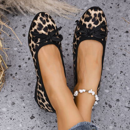 Chic Orthopedic Shoes with Unique Design