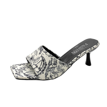 Chic Orthopedic Sandals with Unique Design