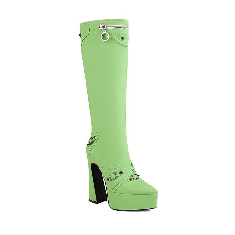 Graceful Orthopedic Boots for Modern Look