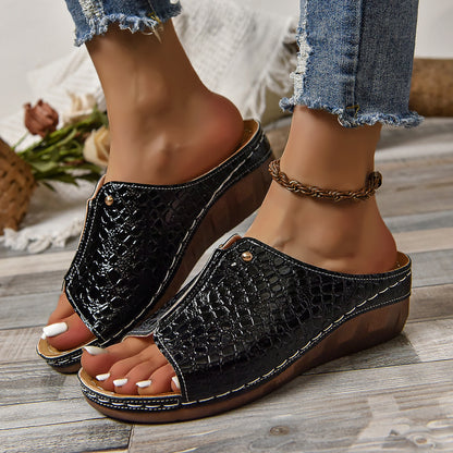 Beautifully Crafted Orthopedic Sandals