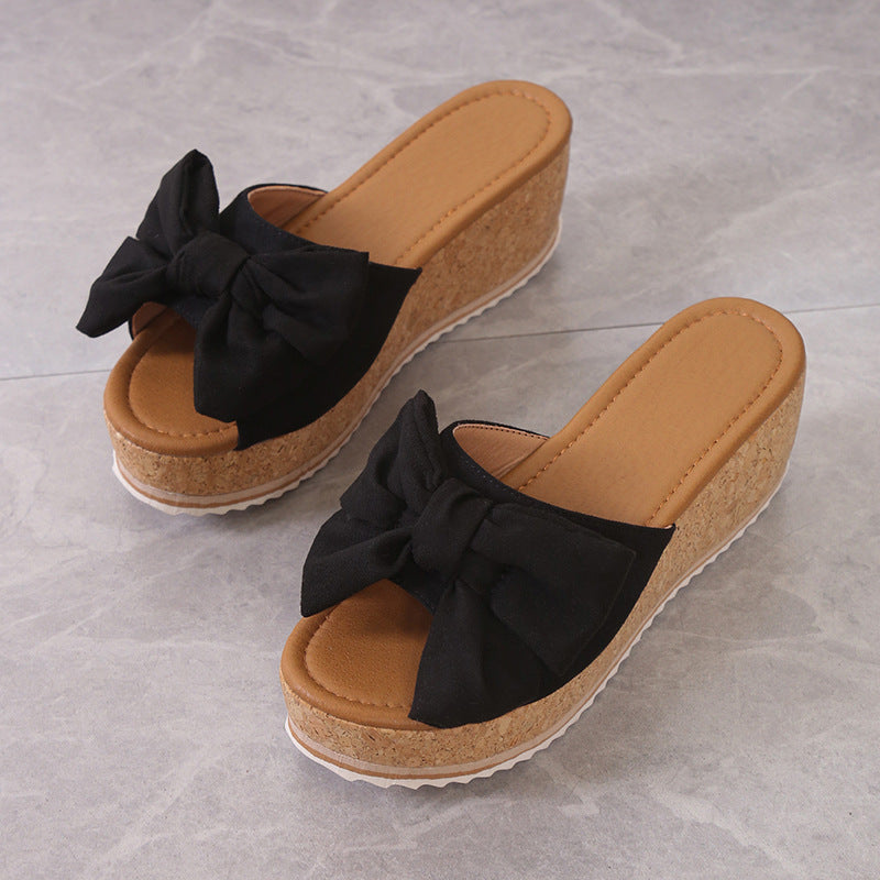 Graceful Orthopedic Sandals for Modern Look