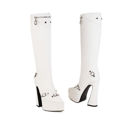 Graceful Orthopedic Boots for Modern Look