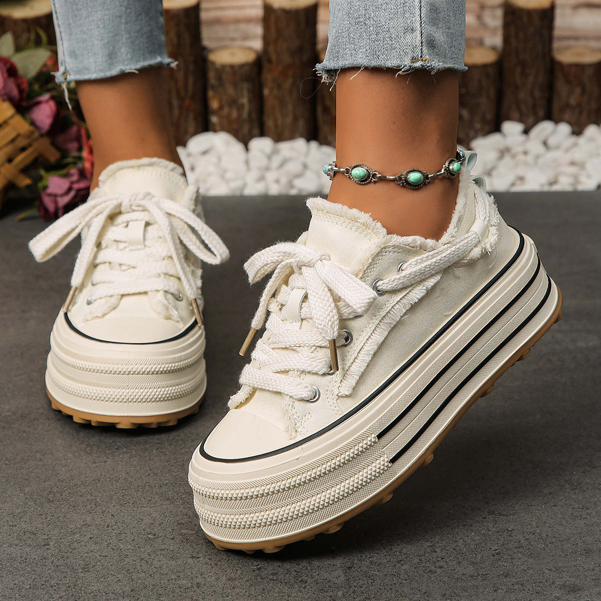 Graceful Orthopedic Shoes for Modern Look