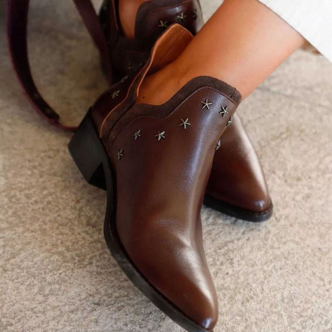 Stylish Orthopedic Boots for Any Occasion