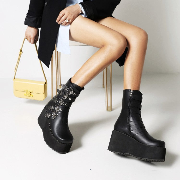 Graceful Orthopedic Boots for Modern Look