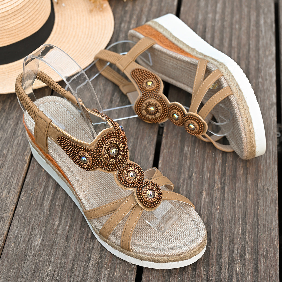 Chic Orthopedic Sandals with Unique Design