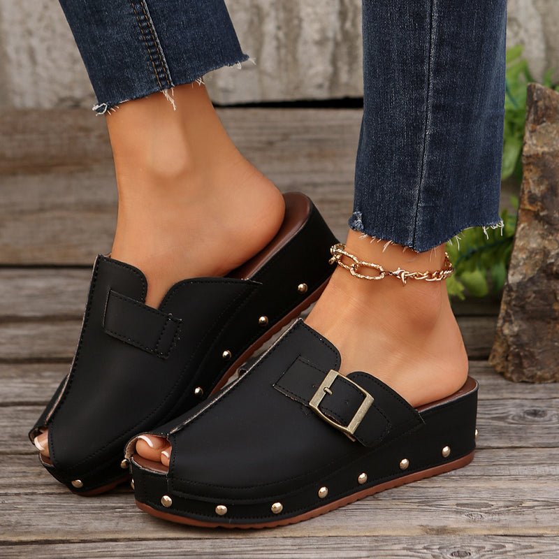 Chic Orthopedic Shoes with Unique Design