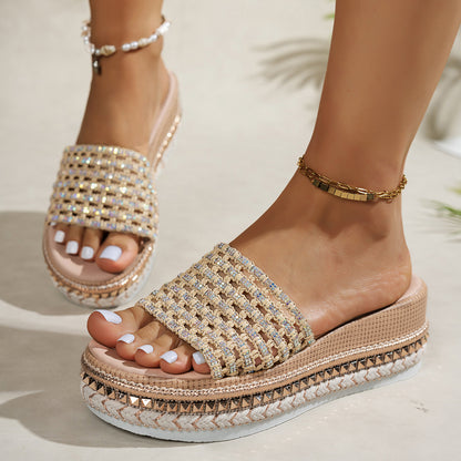 Graceful Orthopedic Sandals for Modern Look