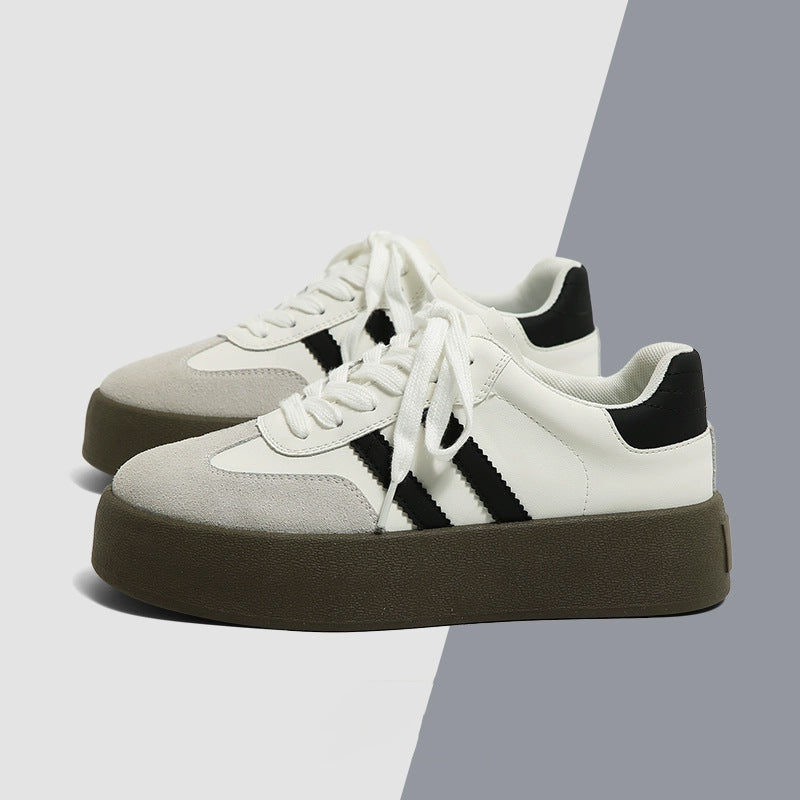 Classic Orthopedic Trainers with Timeless Style