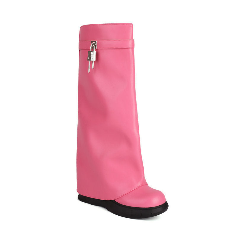 Graceful Orthopedic Boots for Modern Look