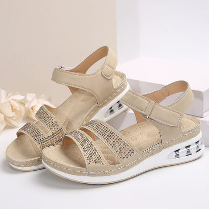 Chic Orthopedic Sandals with Unique Design