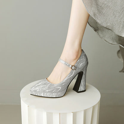Chic Orthopedic Shoes with Unique Design