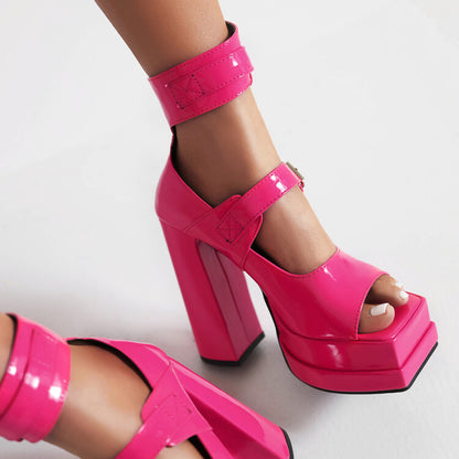 Graceful Orthopedic Boots for Modern Look