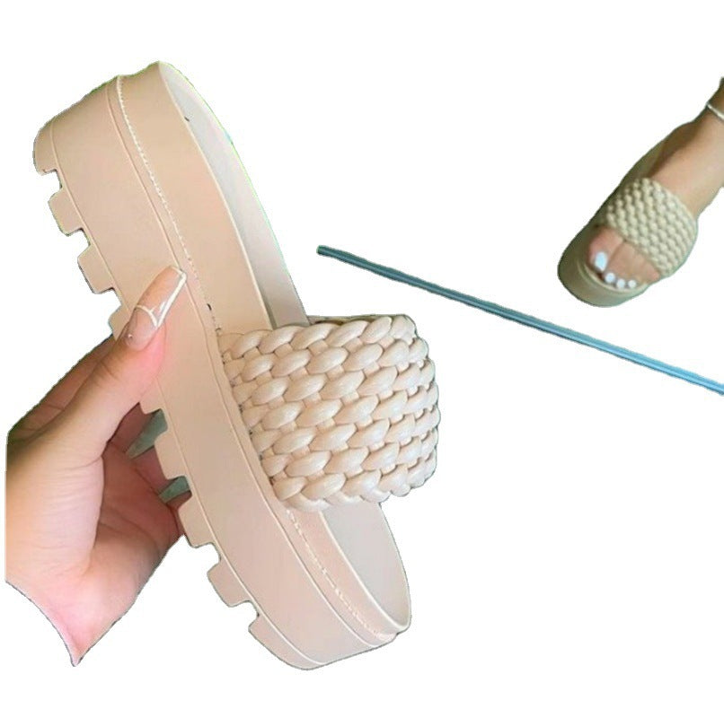 Graceful Orthopedic Sandals for Modern Look