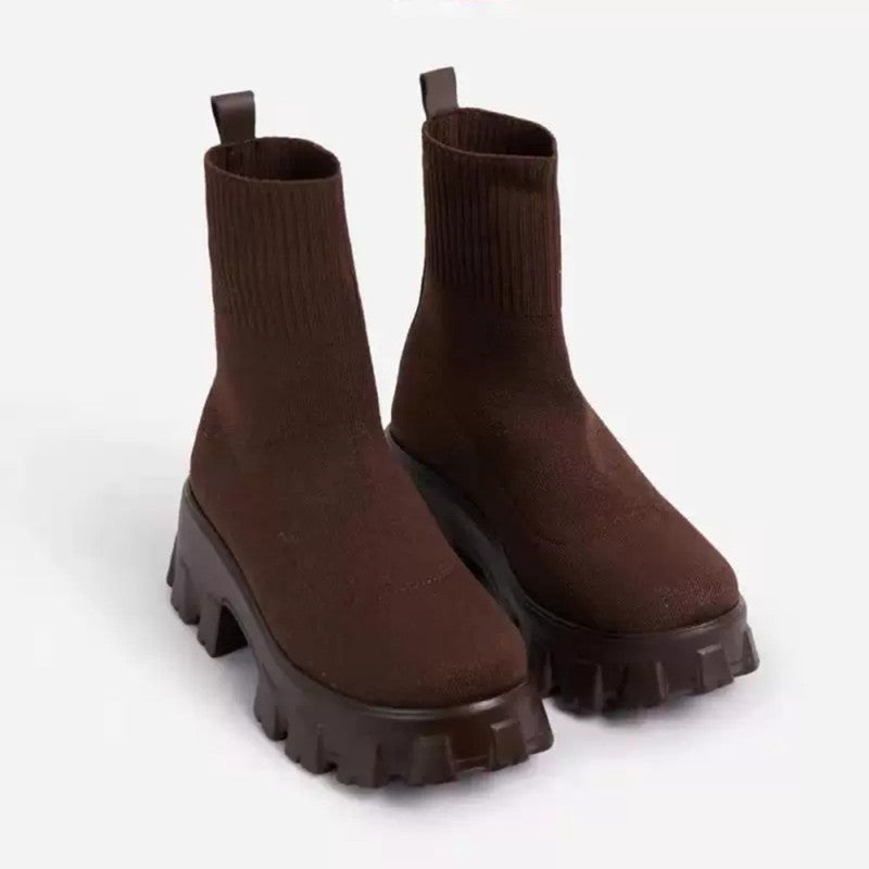 Graceful Orthopedic Boots for Modern Look