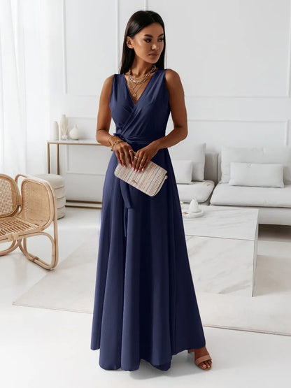 LM | Gretchen -Feminine ankle-length dresses with V-neckline