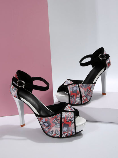 Chic Orthopedic Sandals with Unique Design